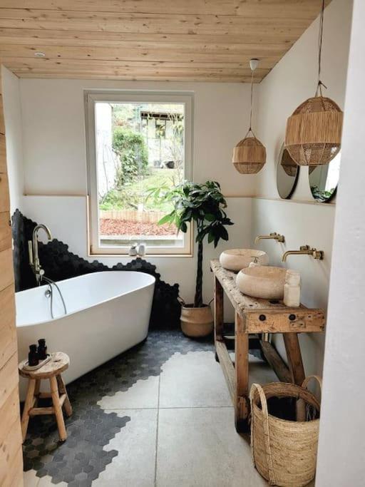 Superbe Appartement Avec Cheminee Verviers Ngoại thất bức ảnh